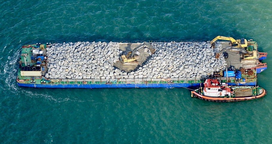 بدن متين لسنوات من الاستخدام، صنادل قادوس Lake Dredging تحمل الطمي بسعر لطيف